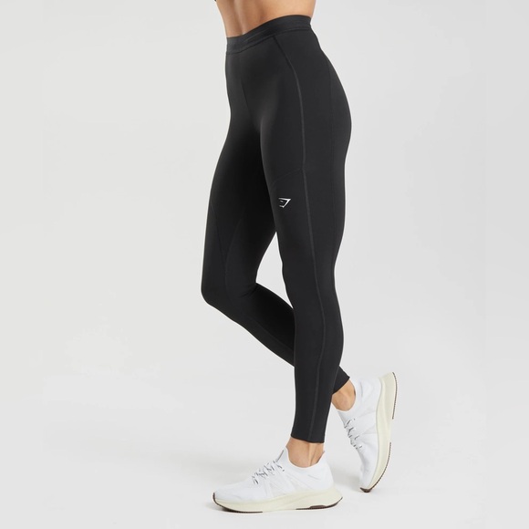 Black Gymshark running leggings - Picture 3 of 7